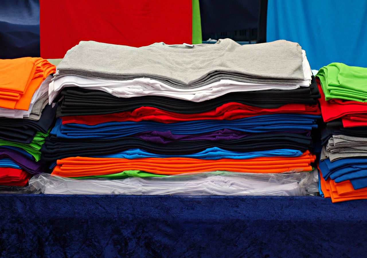 Dónde conviene comprar camisetas al por mayor en España