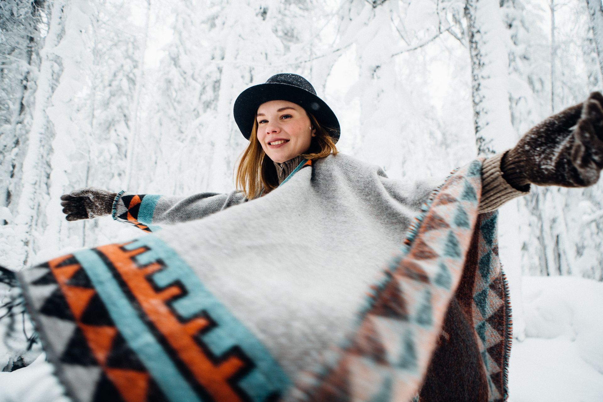 Vender online ponchos y tejidos